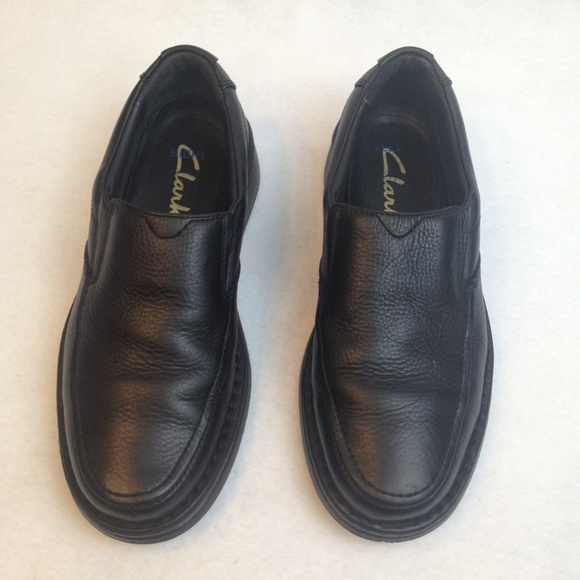 clarks black loafers mens